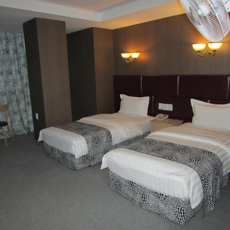 J Hotel อูลานบาตอร์ ภายนอก รูปภาพ